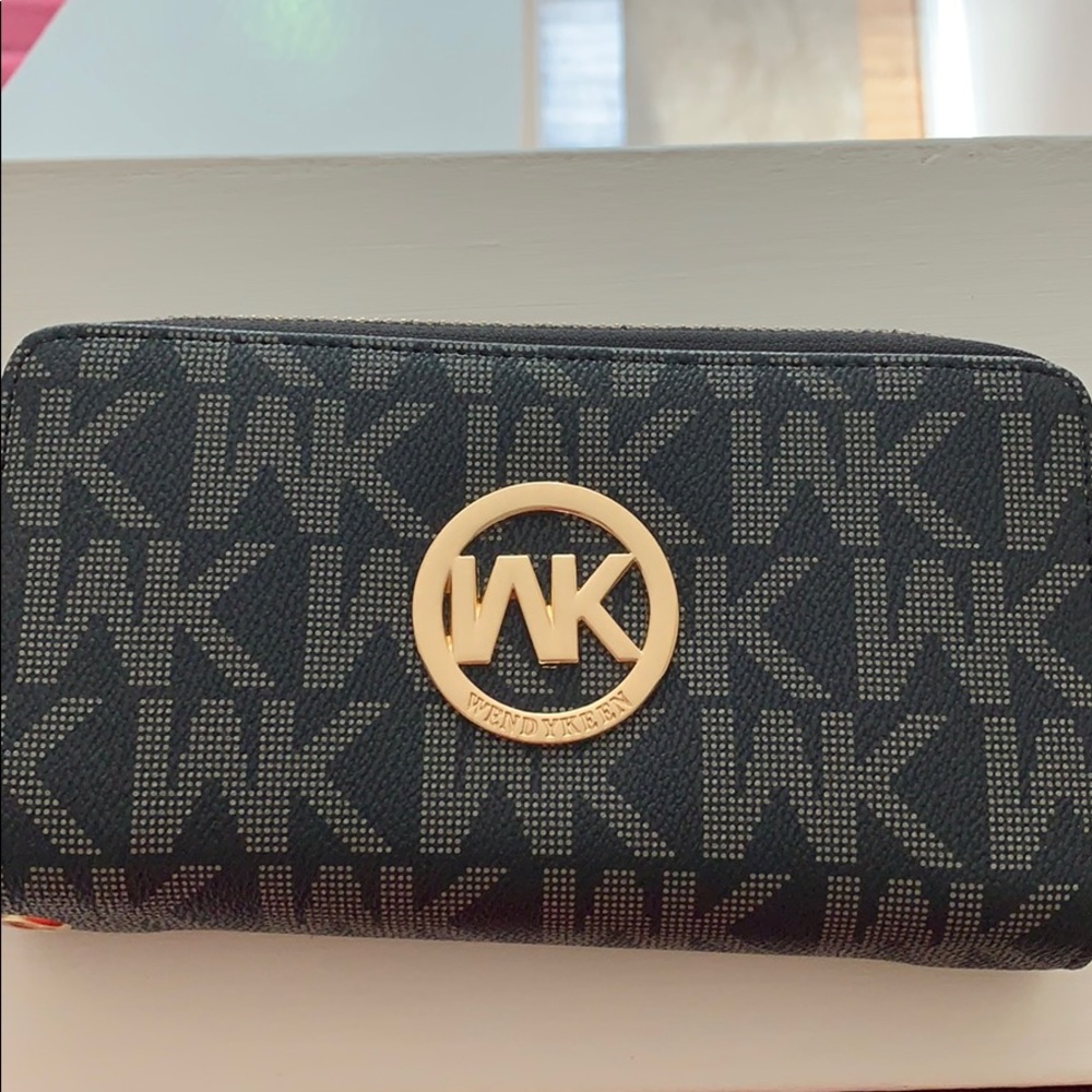 Wendy Keen Wallet